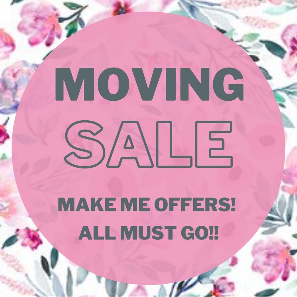 ✨MOVING SALE✨ MAKE OFFERS‼️